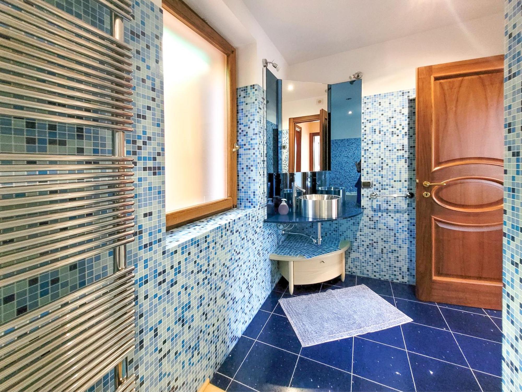 Villa Fior Di Loto Лимоне-суль-Гарда Экстерьер фото